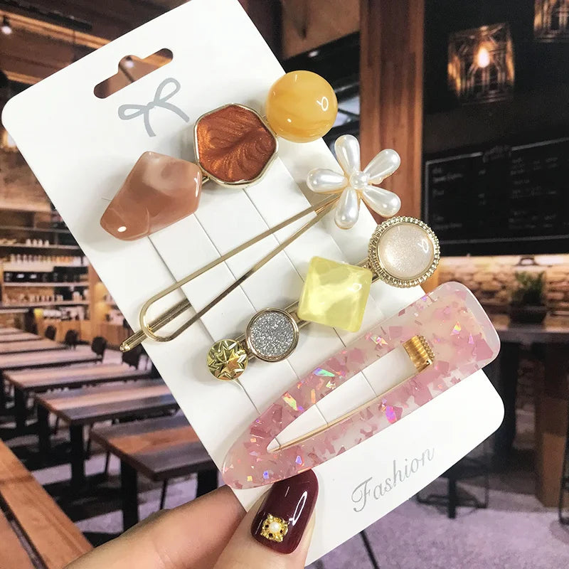 Pearl Crystal Hair Clip Set