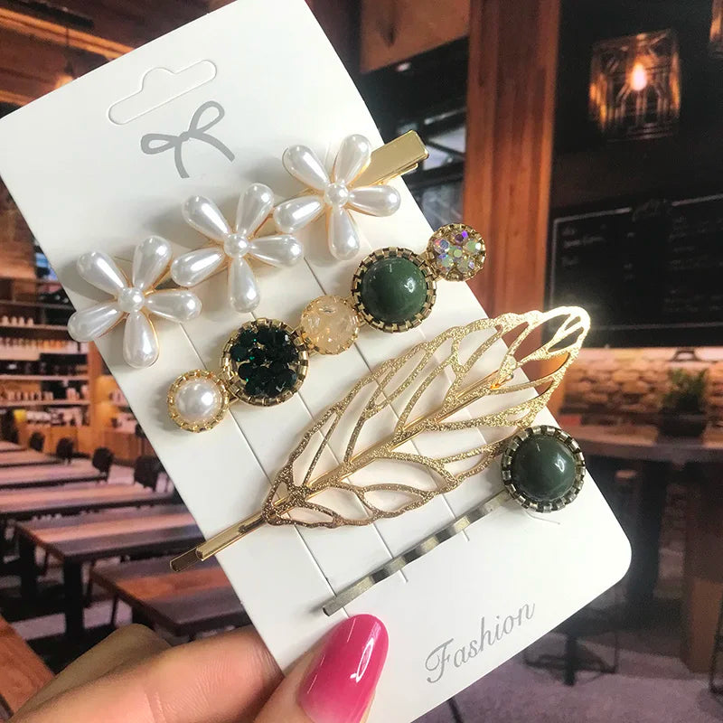 Pearl Crystal Hair Clip Set
