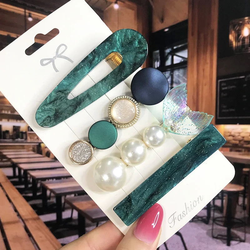 Pearl Crystal Hair Clip Set