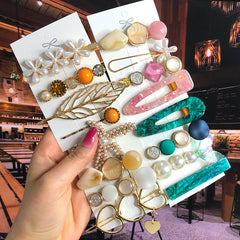 Pearl Crystal Hair Clip Set